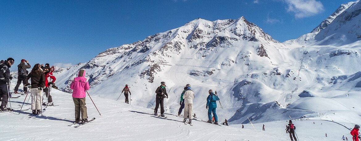 Esquiando Nos Alpes Suíços