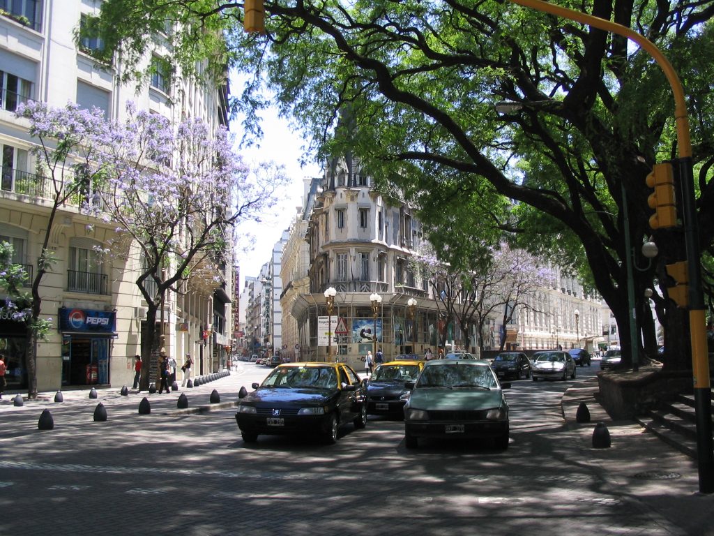 Avenida Santa Fé